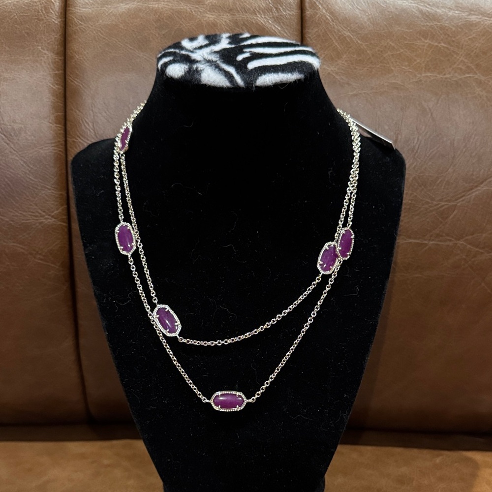 NWT Kendra Scott Kelsie gold w/burgundy  Necklace